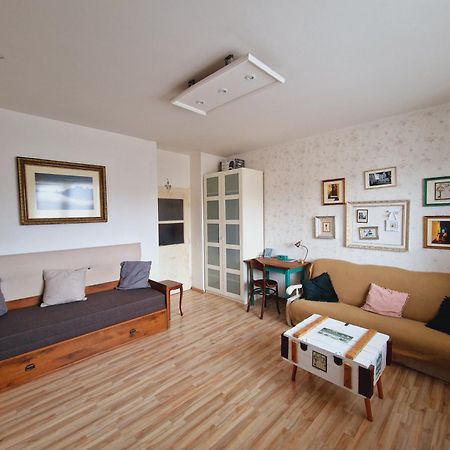 Touch Of History Apartment Bratislava Eksteriør bilde